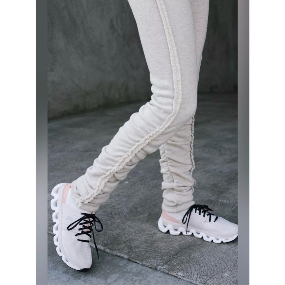 Women's Cream Ruched Leggings with Side Trim